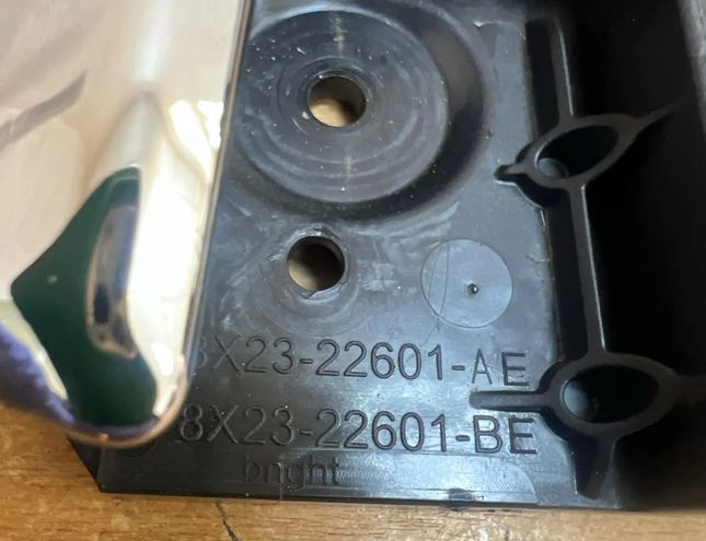 JAGUAR XF 1 generation (2011-2016) Labais aizmugures iekšējais atvēršanas rokturis BJ3222601AA,BJ32266B35,#F4572 27435326