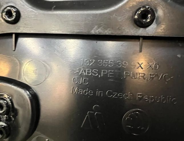 SKODA Superb 3 generation (2015-2023) Aizmugurējo kreiso durvju panelis 8113246,#F5288,3V9867023 28319024