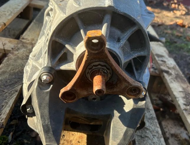 MERCEDES-BENZ C-Class W205/S205/C205 (2014-2023) pārnesumkārba 2052705802,A2052705802,7250182,20201867,7252710901,725,#F5370 28399183