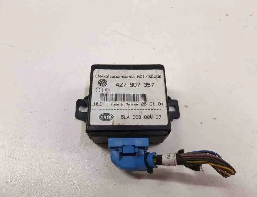 VOLKSWAGEN Passat B5 (1996-2005) Lukturu vadības bloks 4Z7907357,5LA00808107 32712192