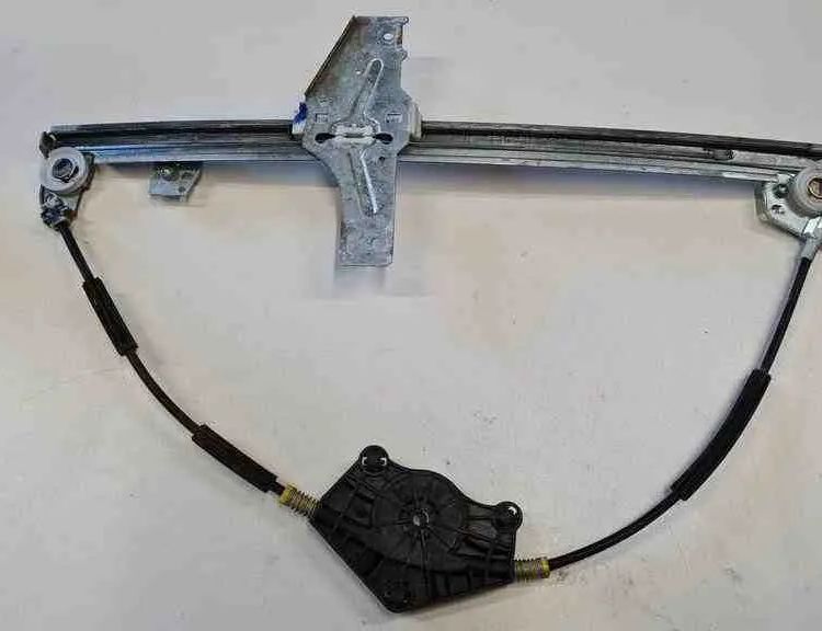 PEUGEOT Boxer 2 generation (1993-2006) Aizmugurējo labo durvju logu pacēlājs 8365,9634456880 32713105