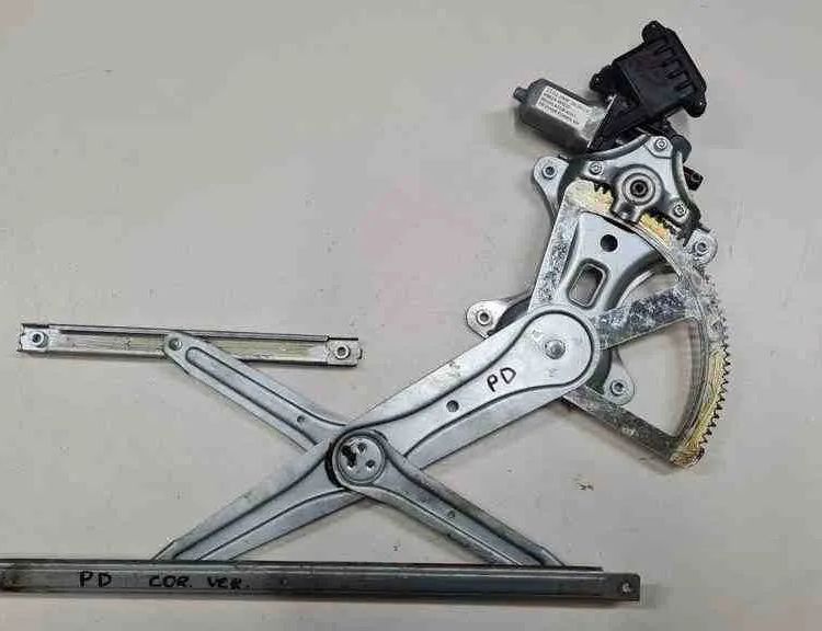 TOYOTA Corolla Verso 1 generation (2001-2009) Front Right Door Window Regulator 997250103,698100F010 32713617