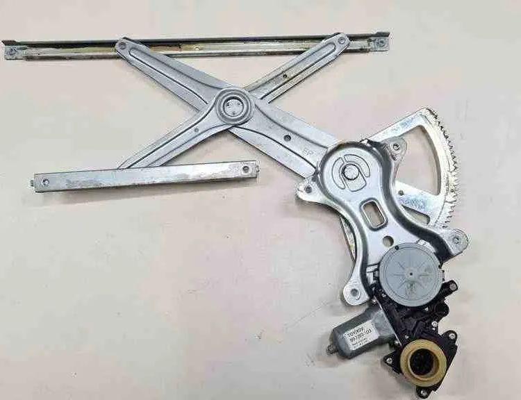 TOYOTA Corolla Verso 1 generation (2001-2009) Front Right Door Window Regulator 997250103,698100F010 32713617