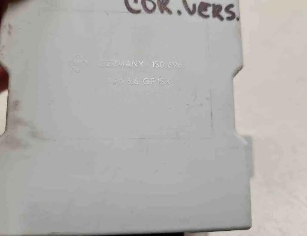 TOYOTA Corolla Verso 1 generation (2001-2009) Relays 150696 32715024