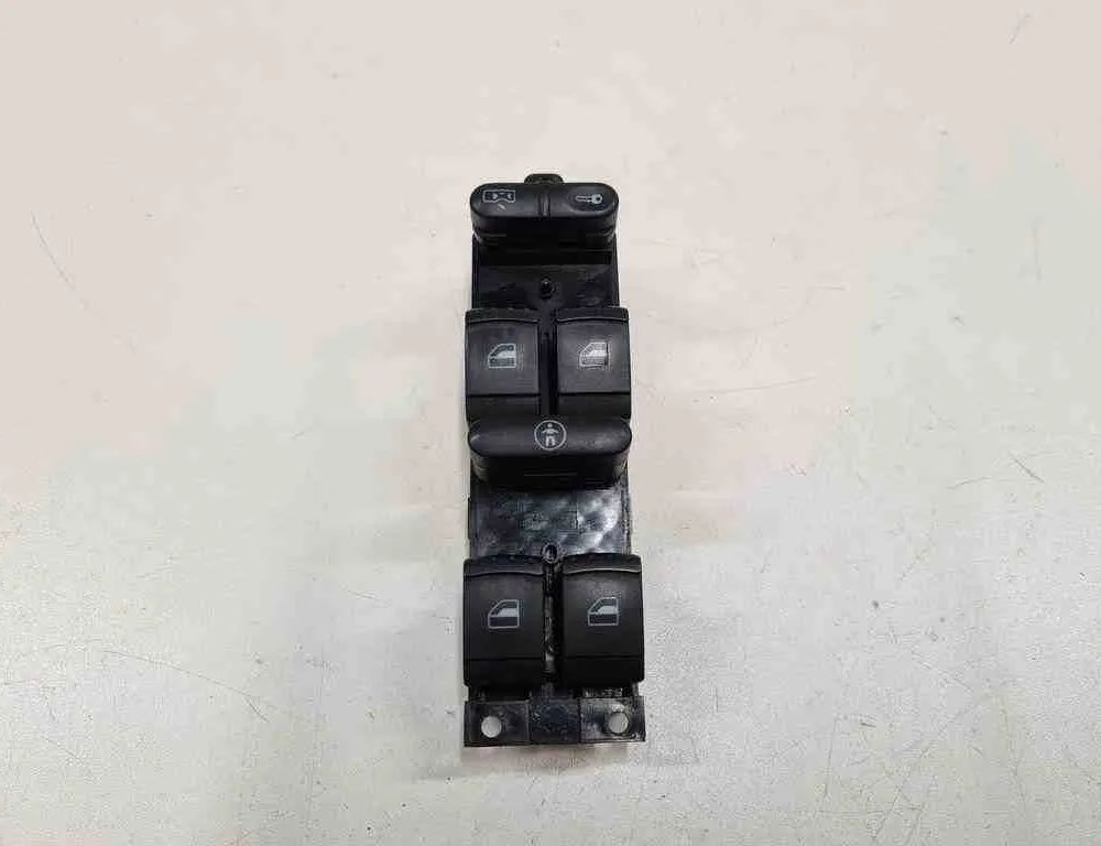 VOLKSWAGEN Passat B5 (1996-2005) Кнопка стеклоподъемника задней левой двери 1J4959857 32715849