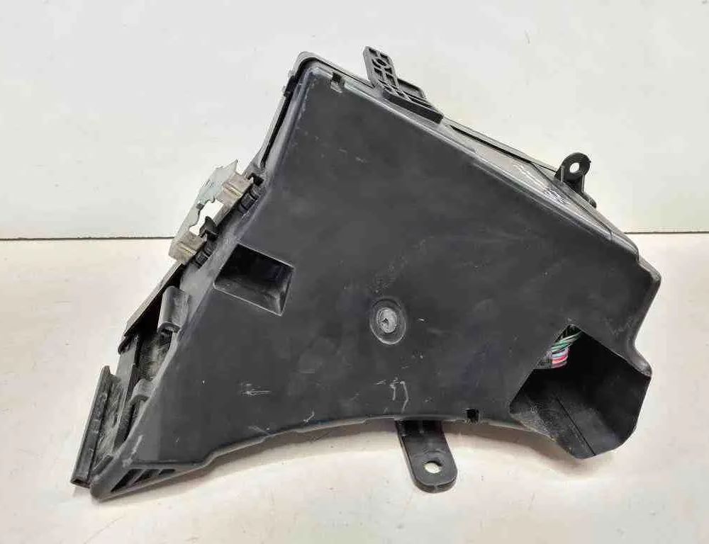 SUBARU Outback 4 generation (2009-2014) Fuse Box MB700200B,MB502000B 32717644