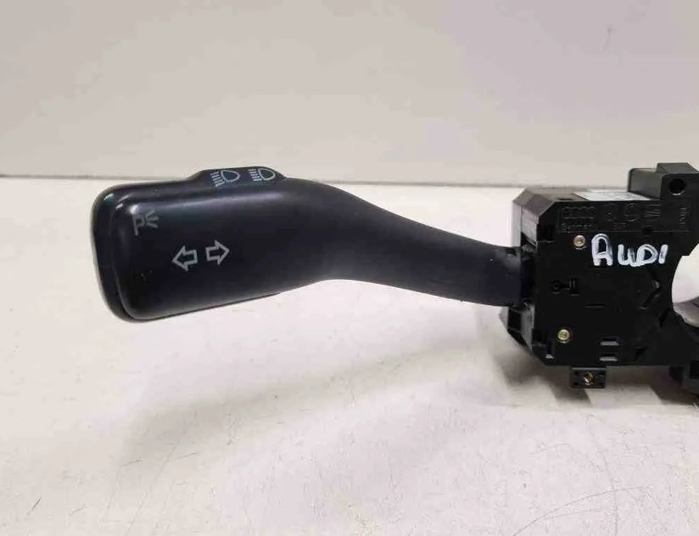 AUDI A3 8L (1996-2003) Подрулевой переключатель 202852,8L0953513G,1643670 32718293