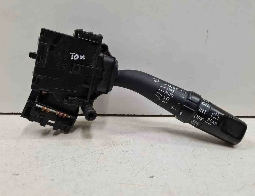 TOYOTA Corolla Verso 1 generation (2001-2009) Wiper Control 8465205170,173654 32718941