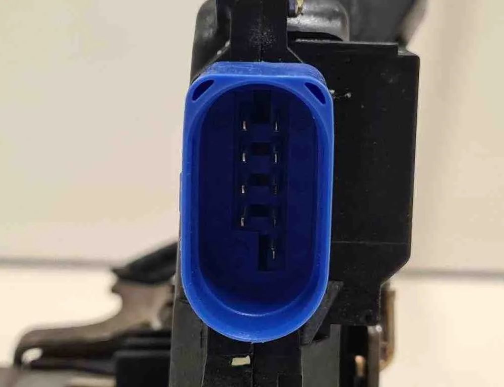 SKODA Octavia 2 generation (2004-2013) Замок задней правой двери 1T0837086,3D1837016 32719108