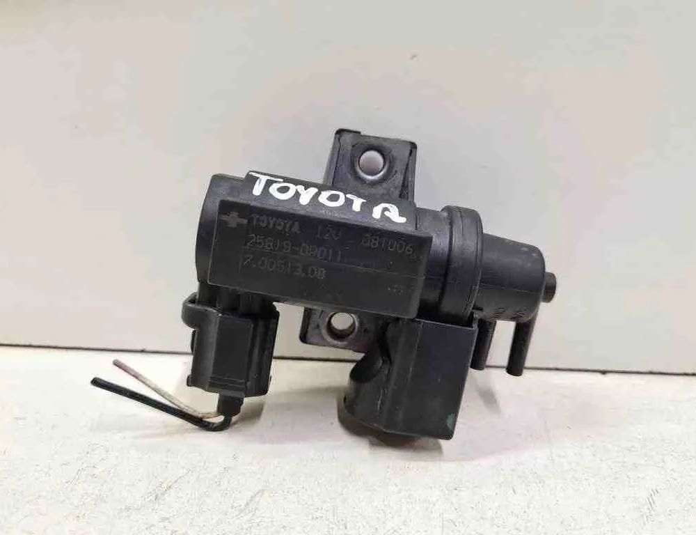 TOYOTA Avensis 2 generation (2002-2009) Solenoīda vārsts 70051308,258190R011 32720077