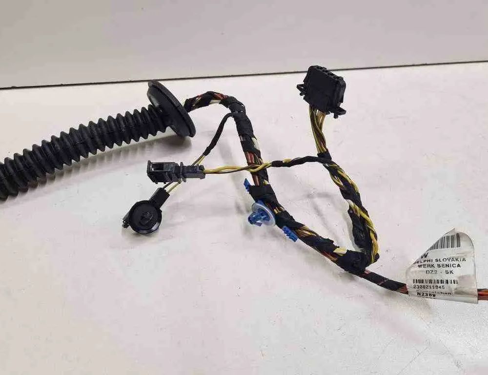 VOLKSWAGEN Touareg 1 generation (2002-2010) Front Right Door Cables 7L6971120 32720245