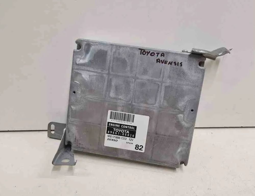 TOYOTA Avensis 2 generation (2002-2009) Блок управления двигателем 8966105820 32720314