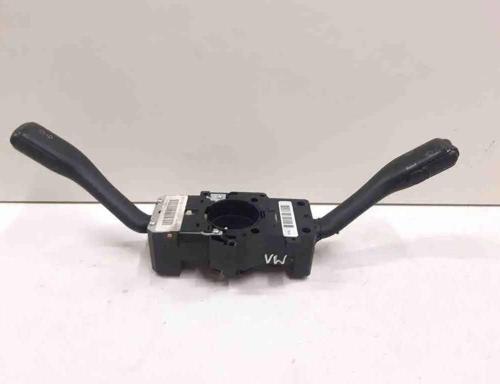 VOLKSWAGEN Golf 5 generation (2003-2009) Подрулевой переключатель 8L0953513G 32720879