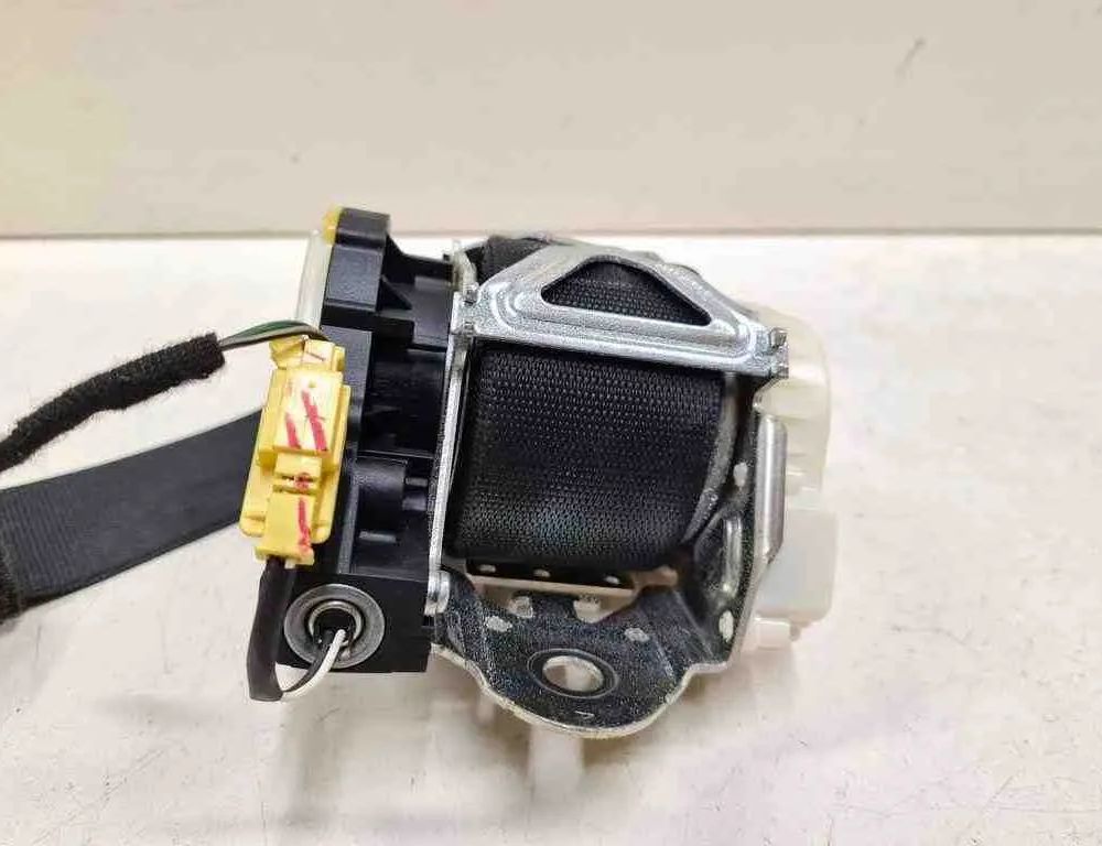 MERCEDES-BENZ R-Class W251 (2005-2017) Right Side Trunk Seatbelt 9C94,A2518608285,GB14166 32721351