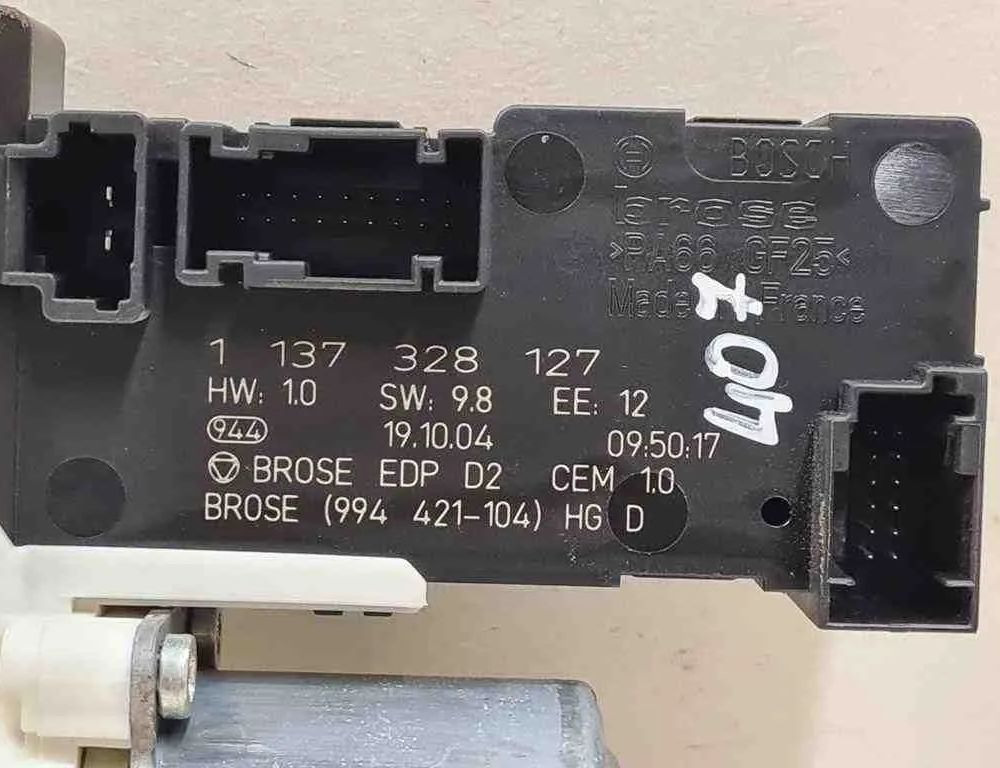 PEUGEOT 407 1 generation (2004-2010) Front Left Door Window Regulator Motor 9646594480,1137328127 32721826