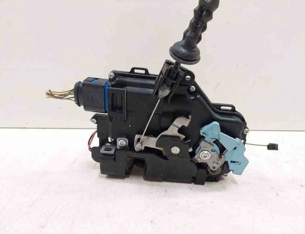 SKODA Octavia 2 generation (2004-2013) Замок двери передний правый 25101D6,3D1837016AC 32722267