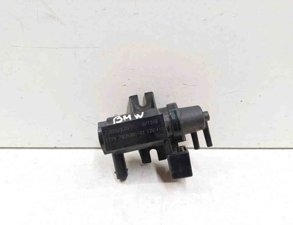 BMW 1 Series E81/E82/E87/E88 (2004-2013) Solenoid Valve 70206301,11747805391,1174780539101,7805391 32723424