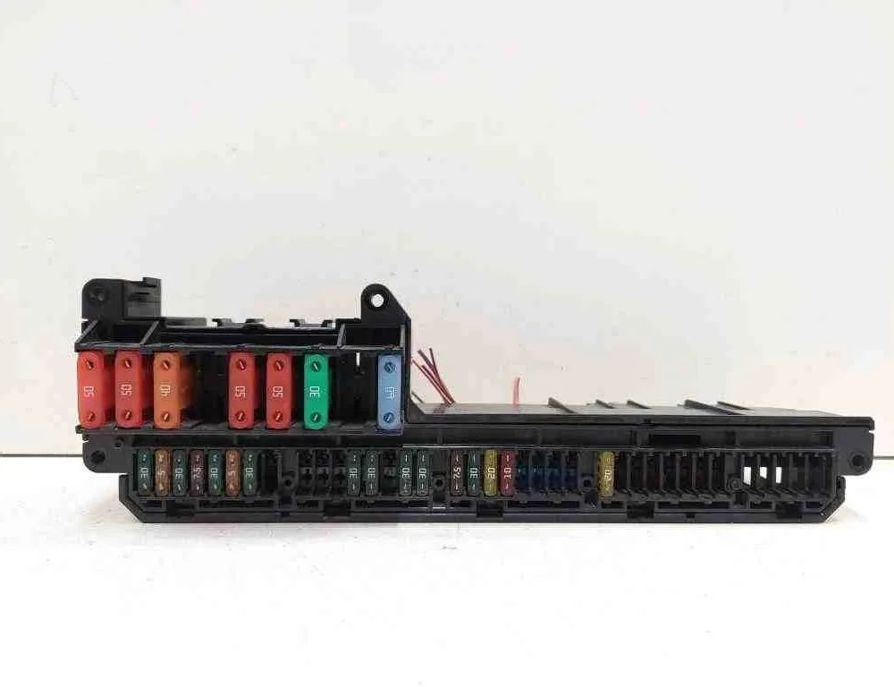 BMW 5 Series E60/E61 (2003-2010) Drošinātāju kārba 6957330,6114695733001,61146957330,25613290 32723436