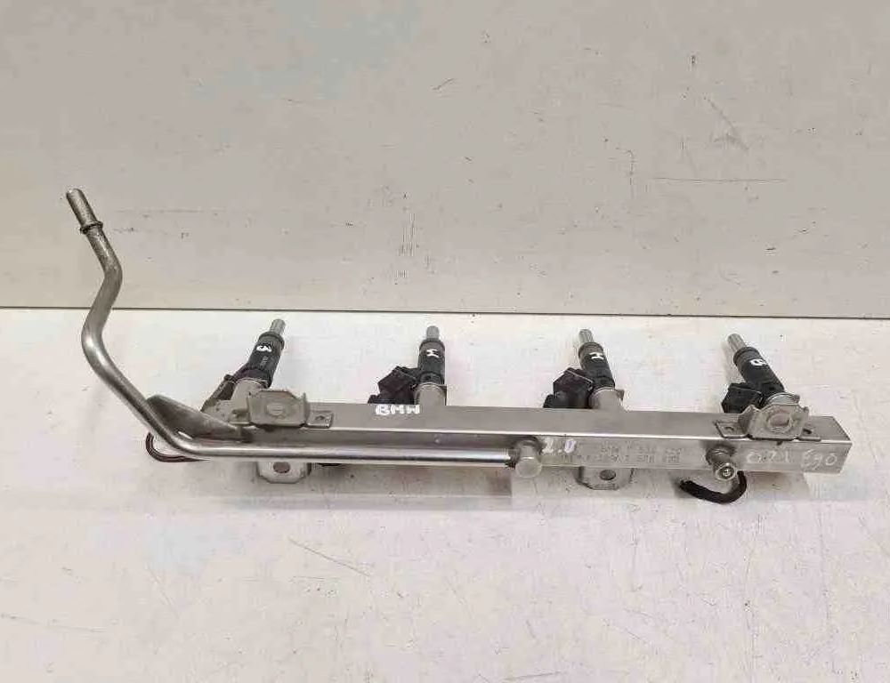 BMW 3 Series E90/E91/E92/E93 (2004-2013) Degvielas iesmidzināšanas komplekts 7526892,7530420,5197A00157,7506158 32723448