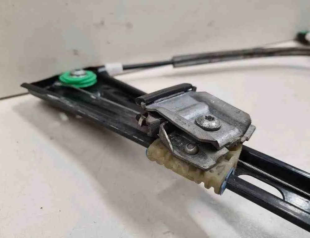 VOLKSWAGEN Jetta 3 generation (1992-1998) Rear Right Door Window Regulator 1K5837462B 32725638