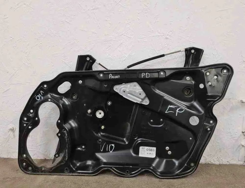 VOLKSWAGEN Passat B7 (2010-2015) Стеклоподъемник задней правой двери 3C1837756L,980852113,981220109 32725651