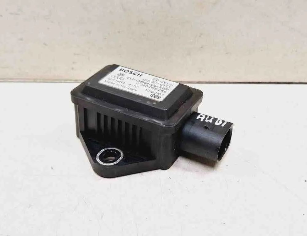 AUDI A4 B7/8E (2004-2008) Acceleration Sensor 0265005245,5011461,8E0907637A 32726560