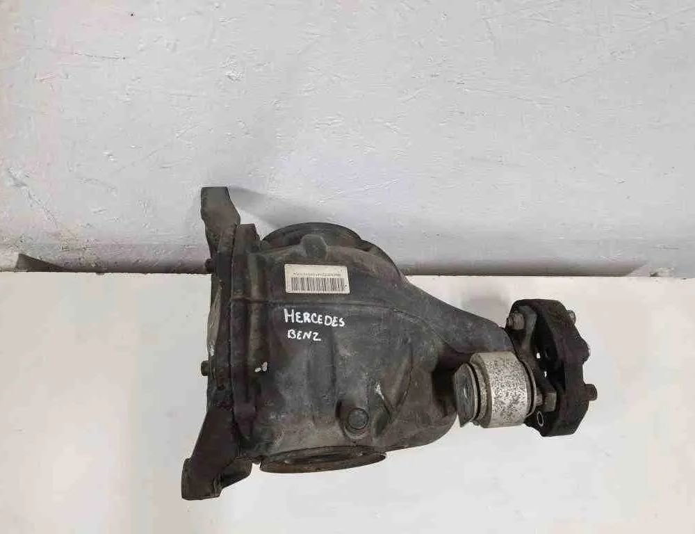 MERCEDES-BENZ E-Class W212/S212/C207/A207 (2009-2016) Aizmugurējais reduktors 204350721,A2043510508,GD01429 32728562