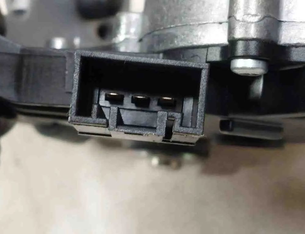 BMW 5 Series F10/F11 (2009-2017) Tailgate  Window Wiper Motor 7213233,102135,1397020129,0390201213,7207046046 32729021