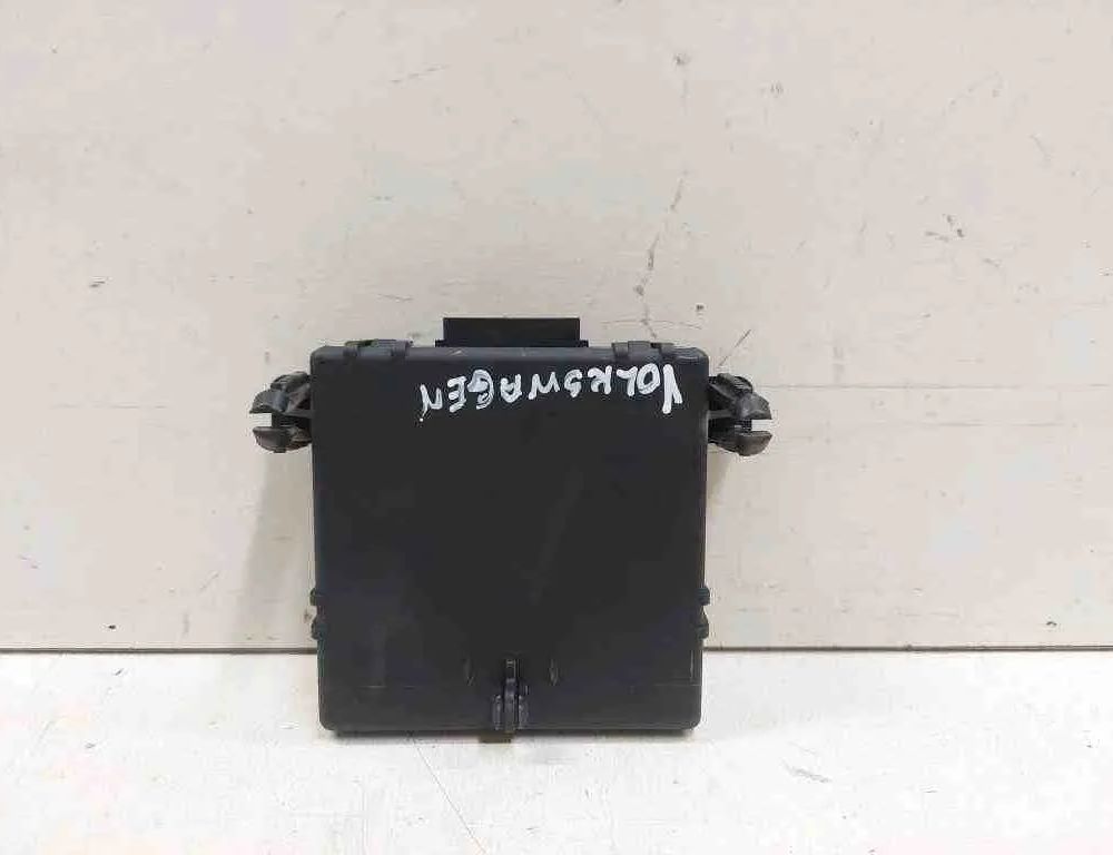 VOLKSWAGEN Passat B6 (2005-2010) Vārtejas vadības bloks 3C0907530C,3C0907951A 32730162