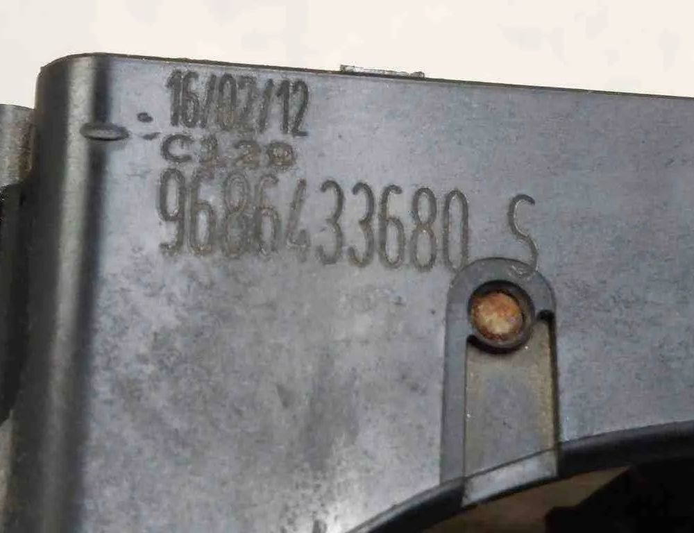 PEUGEOT 508 1 generation (2010-2020) Наружная ручка боковых левых дверей 160212,9686433680 32730374