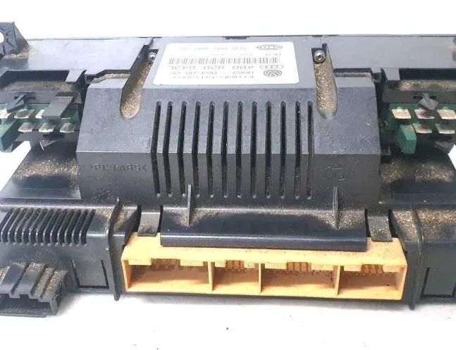 AUDI A6 C5/4B (1997-2004) Klimata kontroles modulis 4B0820043L 28161515