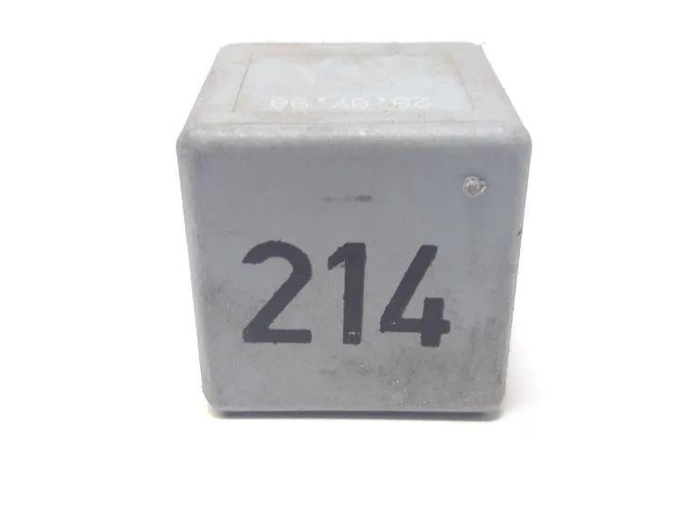 VOLKSWAGEN Passat B7 (2010-2015) Relejs 443951253K 31330468