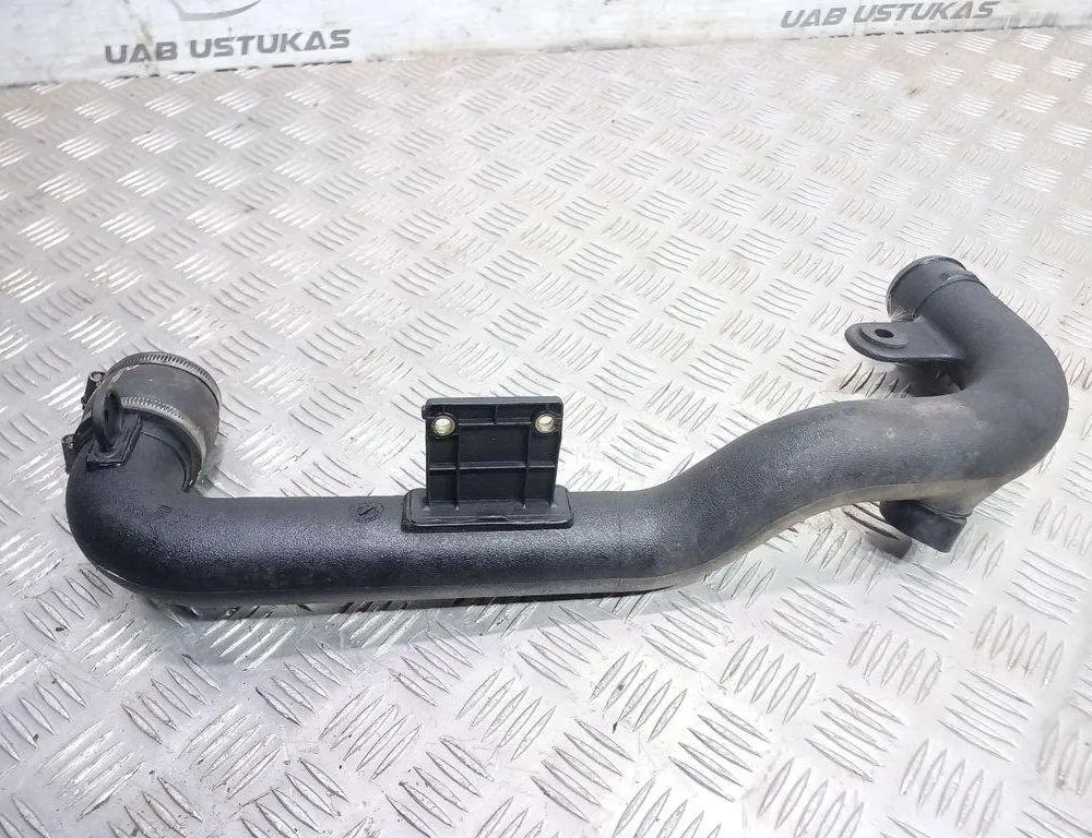 VOLKSWAGEN Passat B7 (2010-2015) Intercooler Hose Pipe 8D0145840M 31356830