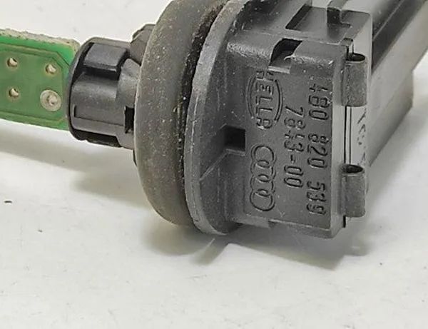 AUDI A6 C8/4K (2018-2024) Izplūdes gāzu temperatūras sensors 4B0820539,784300 31362257