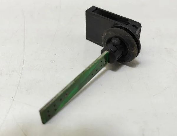 AUDI A6 C8/4K (2018-2024) Izplūdes gāzu temperatūras sensors 4B0820539,784300 31362257