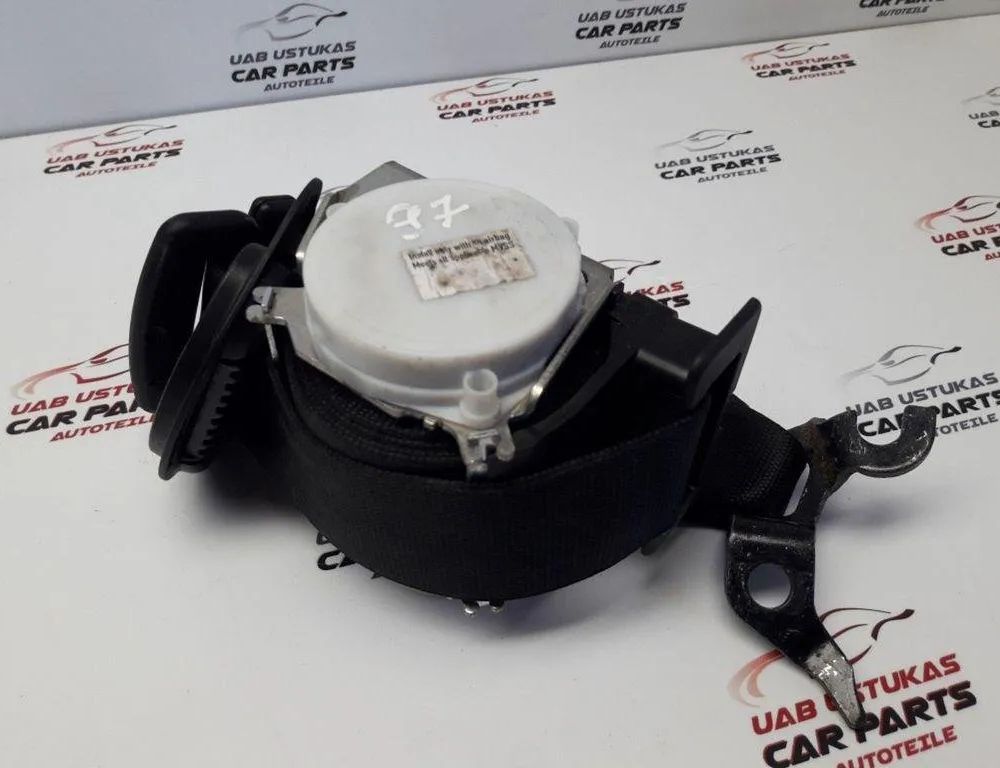 BMW 3 Series E90/E91/E92/E93 (2004-2013) Ремень безопасности передний правый 33059848C 31362490