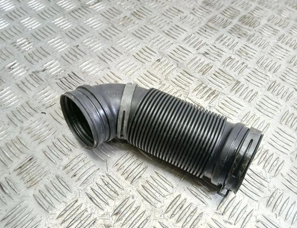 VOLKSWAGEN Golf Plus 1 generation (2004-2009) Другие шланги 1K0129684B 31365666