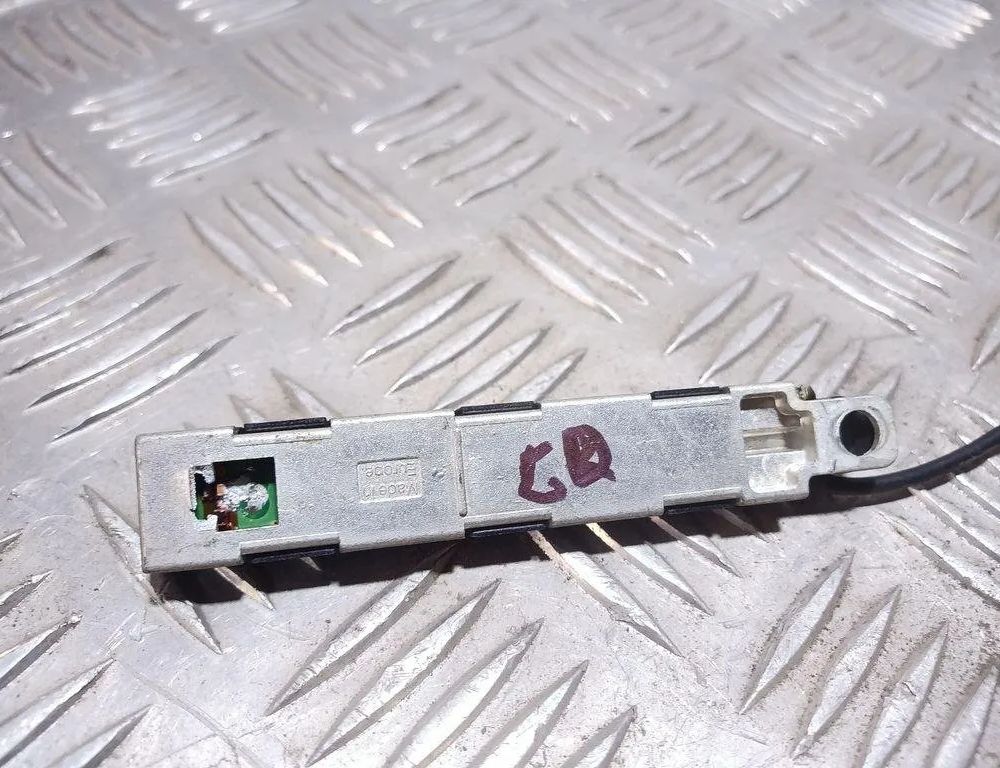 VOLKSWAGEN Golf 8 generation (2019-2023) Antenas pastiprinātājs 1K6035577H 31366792