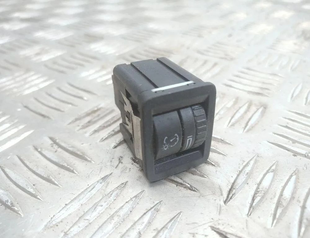 VOLKSWAGEN Passat B7 (2010-2015) Переключатель кнопок 3C0941334A 31366997