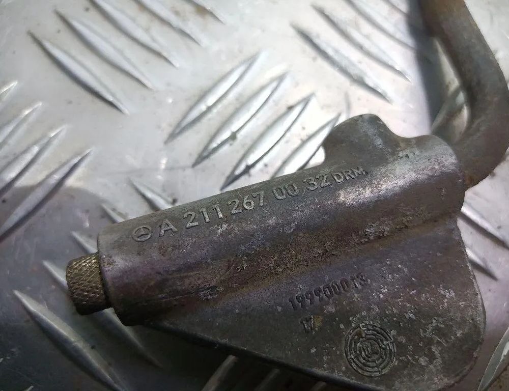 MERCEDES-BENZ E-Class W211/S211 (2002-2009) Pārnesumu pārslēgšanas mehānisma troses A2112670032,199900013 31385493