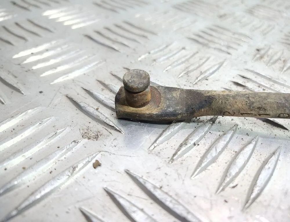 MERCEDES-BENZ E-Class W211/S211 (2002-2009) Pārnesumu pārslēgšanas mehānisma troses A2112670032,199900013 31385493