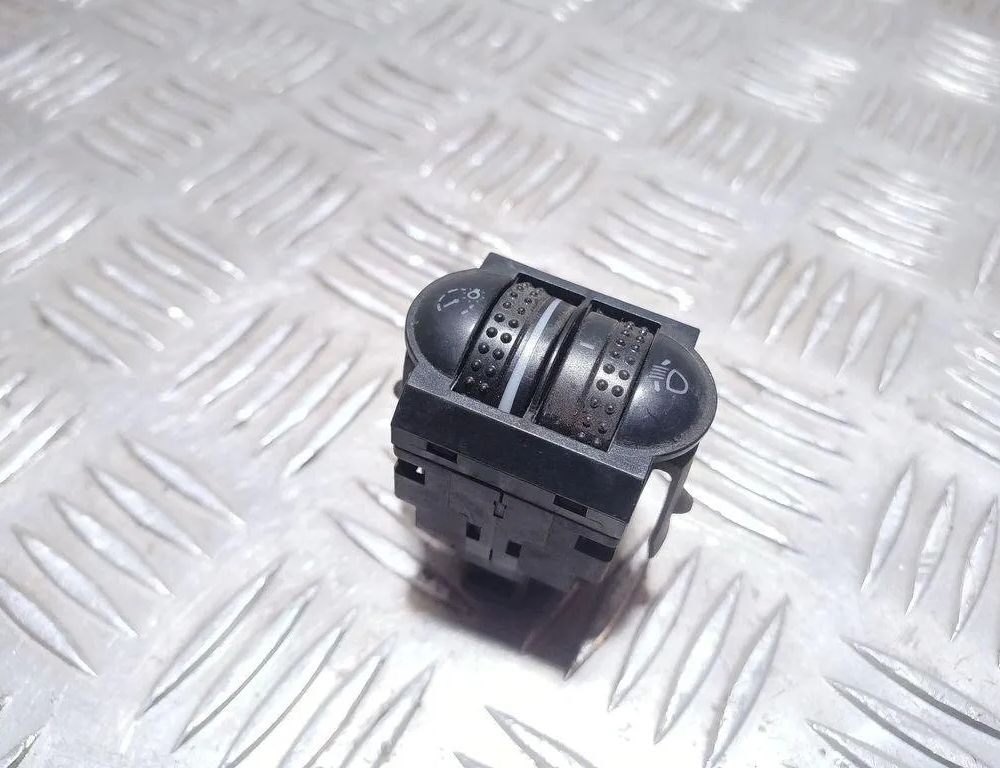 VOLKSWAGEN Passat B5 (1996-2005) Переключатель регулировки высоты фар 3B0941333C 31395073