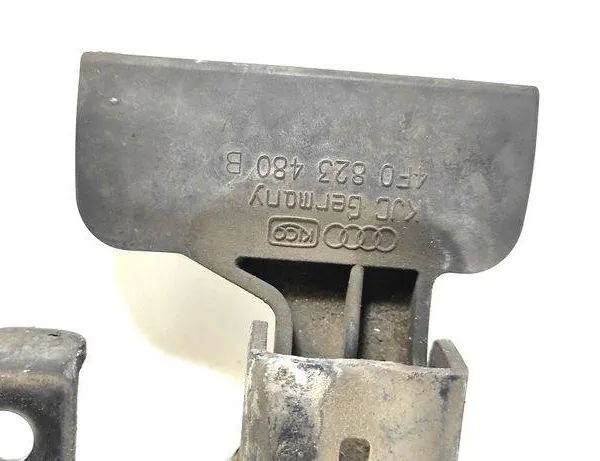 AUDI A6 C6/4F (2004-2011) Замок капота 4F0823480B 31396317