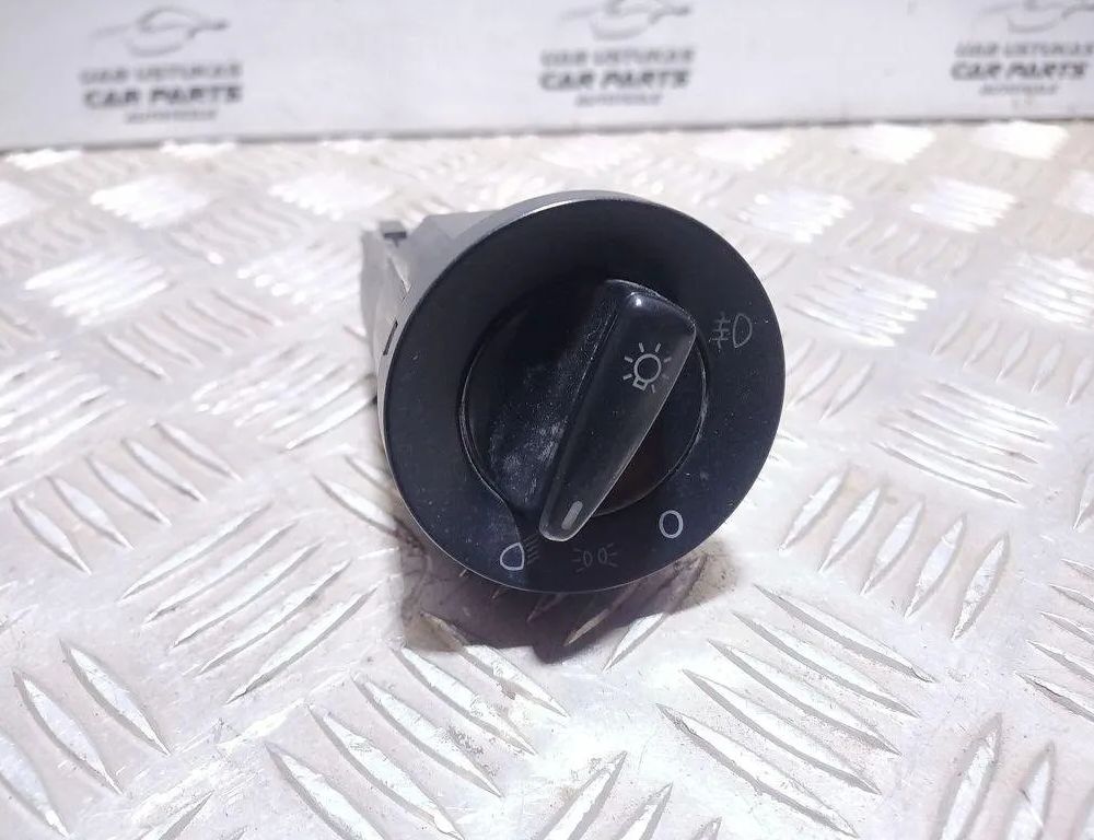 VOLKSWAGEN Passat B5 (1996-2005) Headlight Switch Control Unit 1C0941531 31396543