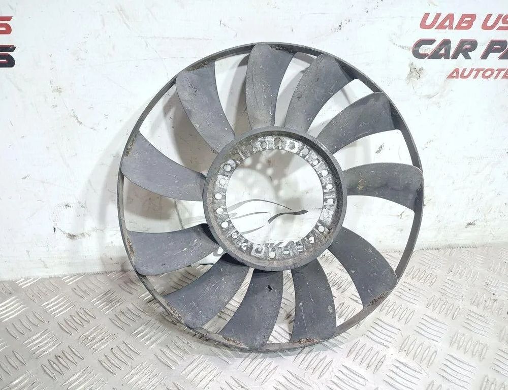 VOLKSWAGEN Passat B5 (1996-2005) Ventilātors 058121301B 31398886