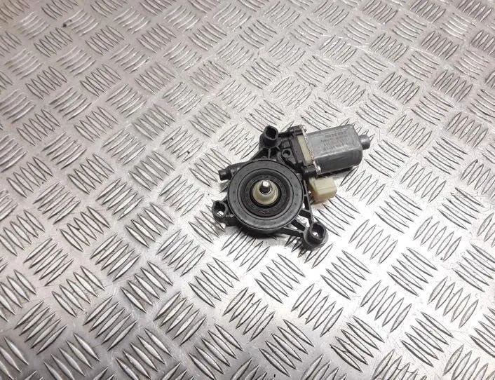 SKODA Octavia 3 generation (2013-2020) Маторчик стеклоподъемника передней левой двери 0130822717,S850202099,5Q0959801B 20670528