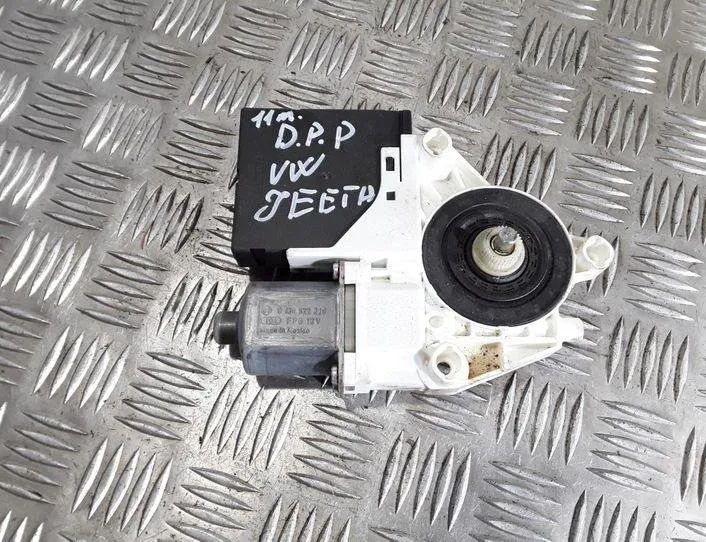 VOLKSWAGEN Jetta 6 generation (2010-2018) Front Right Door Window Control Motor 3C0959792C 20670643