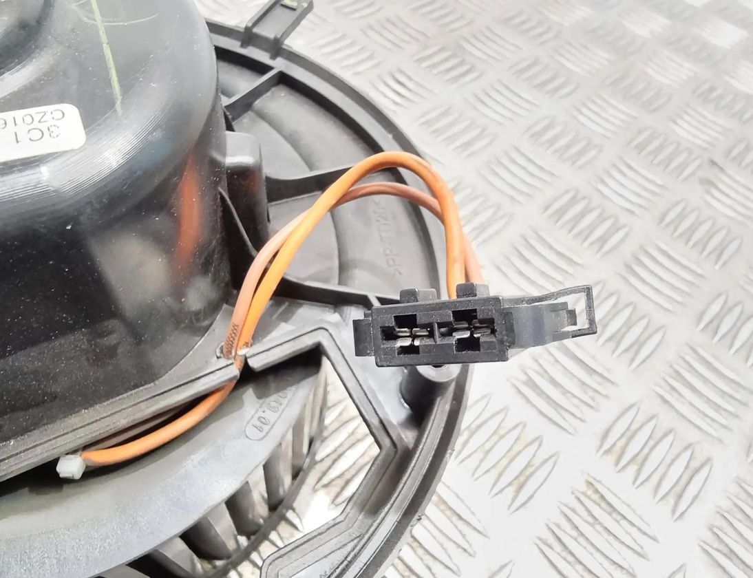 VOLKSWAGEN Passat B7 (2010-2015) Salona sildītājs 3C1820015T,CZ0160600869 26388025