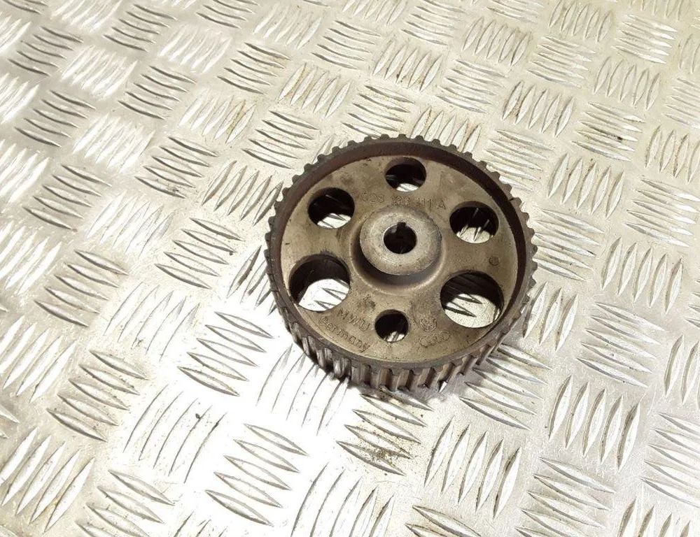 VOLKSWAGEN Passat B5 (1996-2005) Впускной шкив 028130111A 31994143