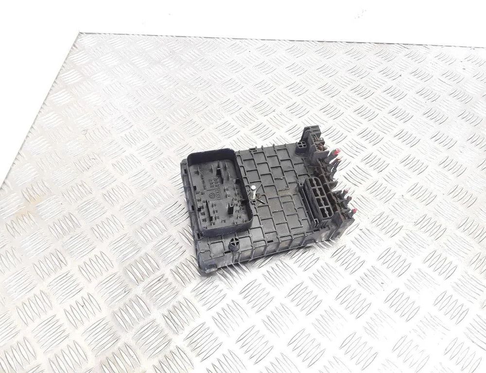 VOLKSWAGEN Passat B7 (2010-2015) Drošinātāju kārba 3C0937125 32751030